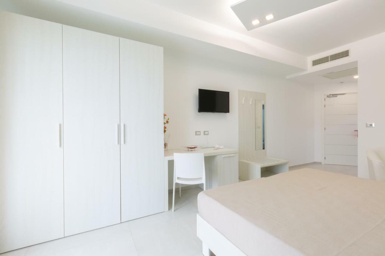 Alfema Rooms Ugento Kültér fotó
